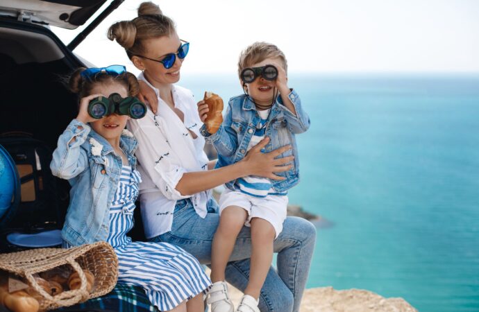 Zobacz, jak jeść lekko i zdrowo na wakacjach. Jedzenie dla dobrostanu.