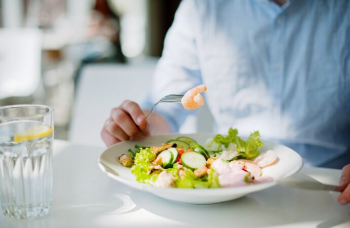 Lekkie i proste przepisy na lato. Jak jeść bez gotowania. Jedzenie dla dobrostanu