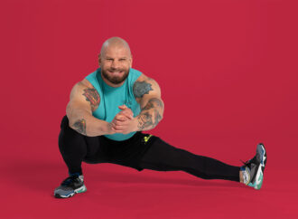 Trening HIIT full body 30 minut w domu – spalaj tłuszcz i wzmacniaj całe ciało