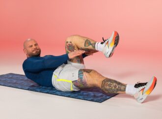 Trening brzucha w domu bez sprzętu – 15 minut, 10 ćwiczeń