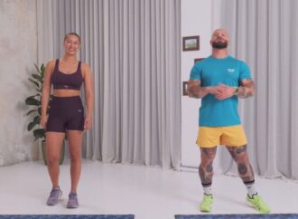 Ćwiczenia na jędrne pośladki w domu. Trening Fericze i Patrycja Zachorska