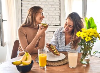 Dieta na wysokie ciśnienie. Jakie produkty obniżają ciśnienie krwi? Rady dietetyka