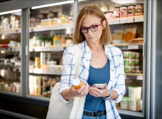 5 produktów z Biedronki, których lepiej unikać. Nie chodzi tylko o kalorie!