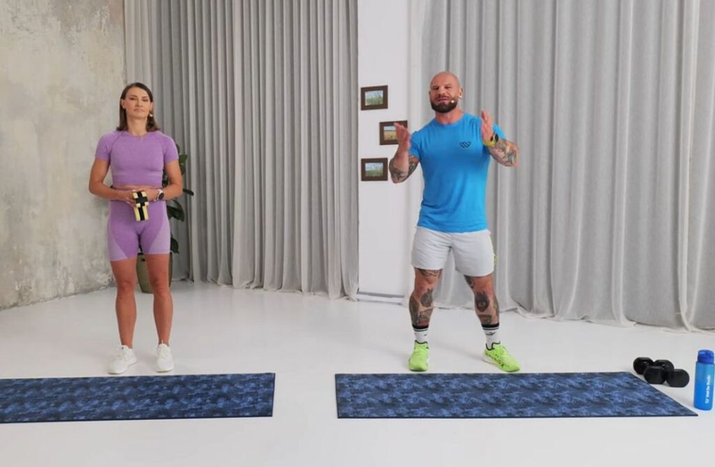 Trening pośladków bez przysiadów – wzmocnij nogi i pupę z Kasią Bigos